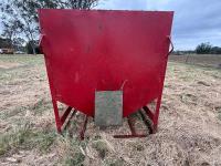 Lot 52